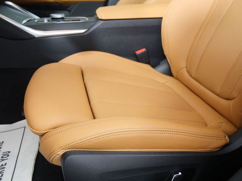 New 2026 BMW i4 eDrive40 w/ M Sport Package RWD image 9