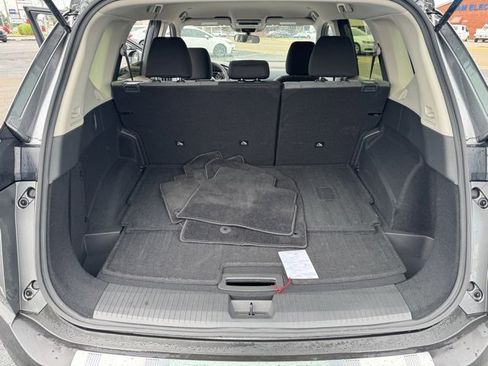 Used 2023 Nissan Rogue SV image 19