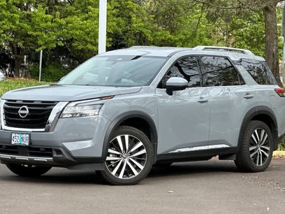 Used 2023 Nissan Pathfinder Platinum