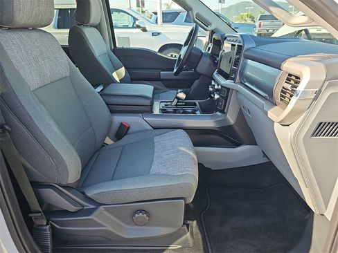 Used 2023 Ford F150 Lightning XLT image 27