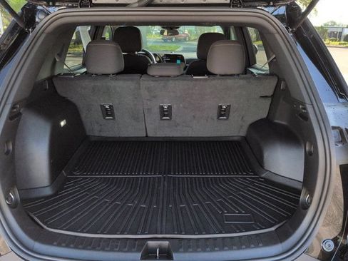 Used 2026 Chevrolet Equinox LT FWD image 12