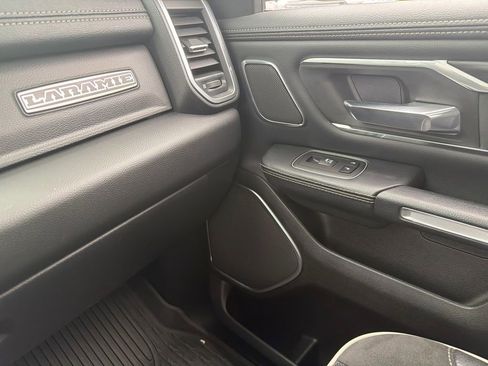 Used 2023 RAM 1500 Laramie AWD/4WD image 31