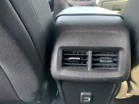 Used 2022 Chevrolet Equinox LT image 22