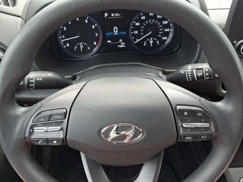 Used 2023 Hyundai Kona SEL w/ Cargo Package AWD/4WD image 19