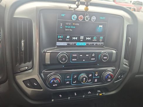 Used 2017 Chevrolet Silverado 1500 LT w/ All Star Edition image 4