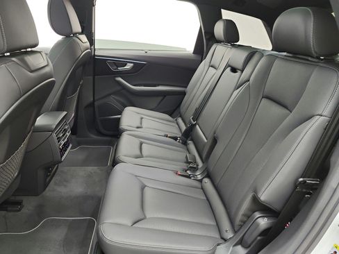 New 2026 Audi Q7 Premium Plus AWD/4WD image 12