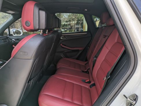 Used 2022 Porsche Macan GTS AWD/4WD image 16