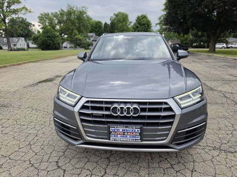Used 2018 Audi Q5 2.0T Premium Plus AWD/4WD image 4