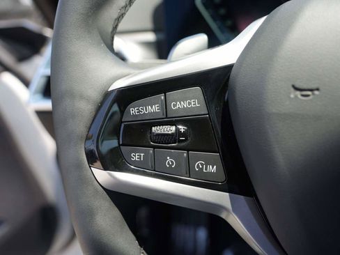 Used 2025 BMW 230i Coupe RWD image 15