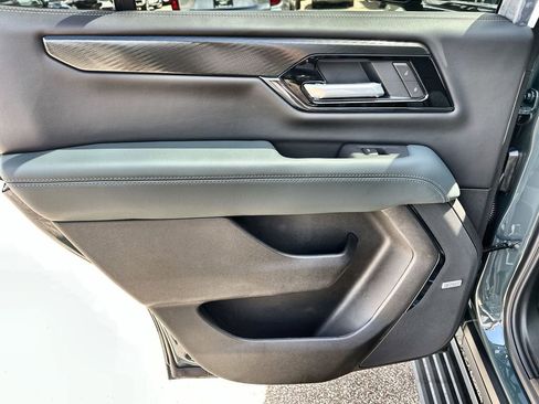 New 2026 GMC Yukon AT4 w/ AT4 Premium Plus Package AWD/4WD image 15