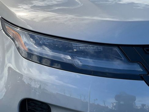New 2026 Land Rover Range Rover Evoque Dynamic SE AWD/4WD image 7