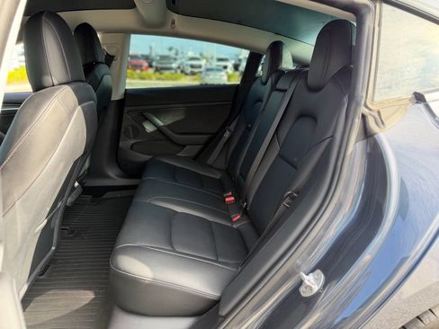 Used 2022 Tesla Model 3 Performance AWD/4WD image 4