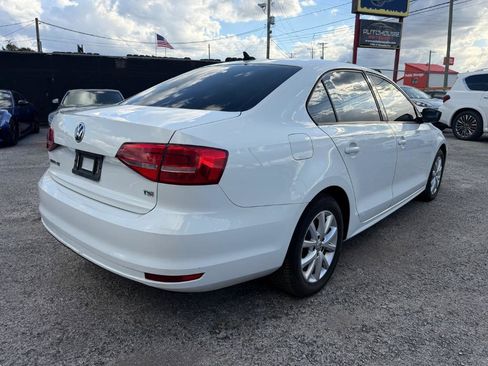 Used 2015 Volkswagen Jetta SE FWD image 5