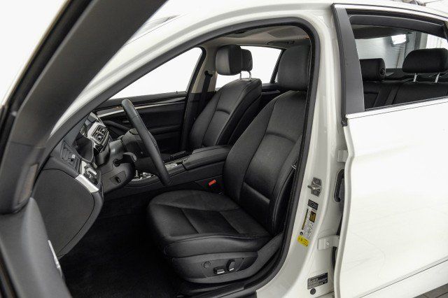 Used 2013 BMW 535i Sedan RWD image 32