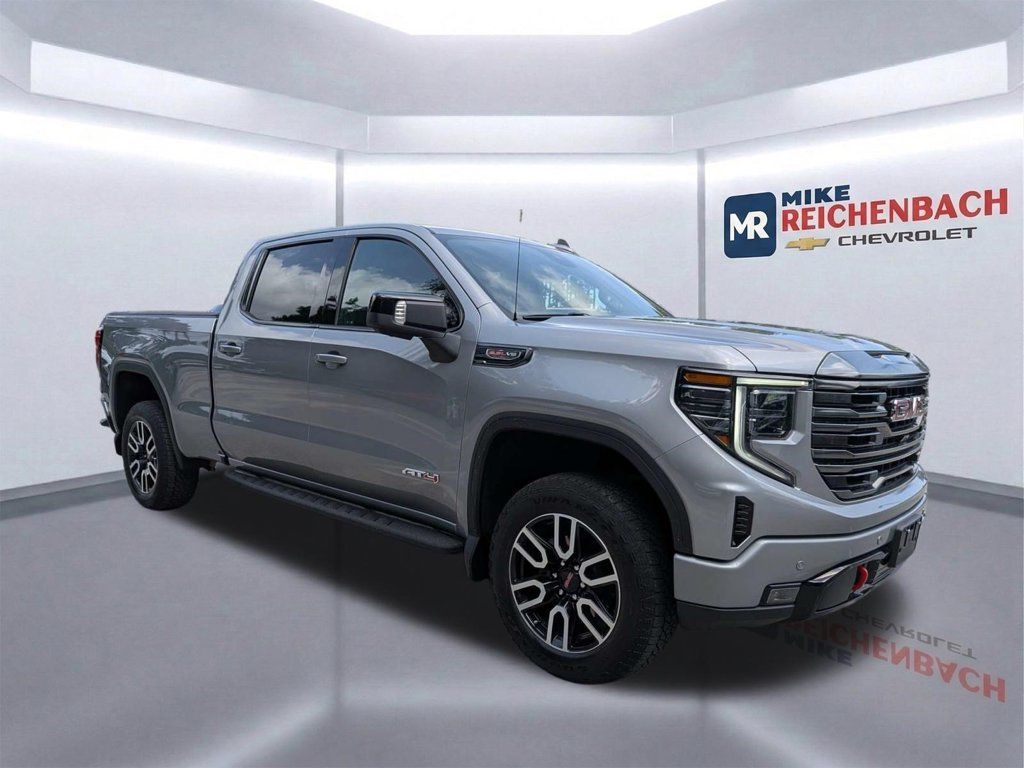 Used 2024 GMC Sierra 1500 AT4 w/ AT4 Premium Package AWD/4WD image 1