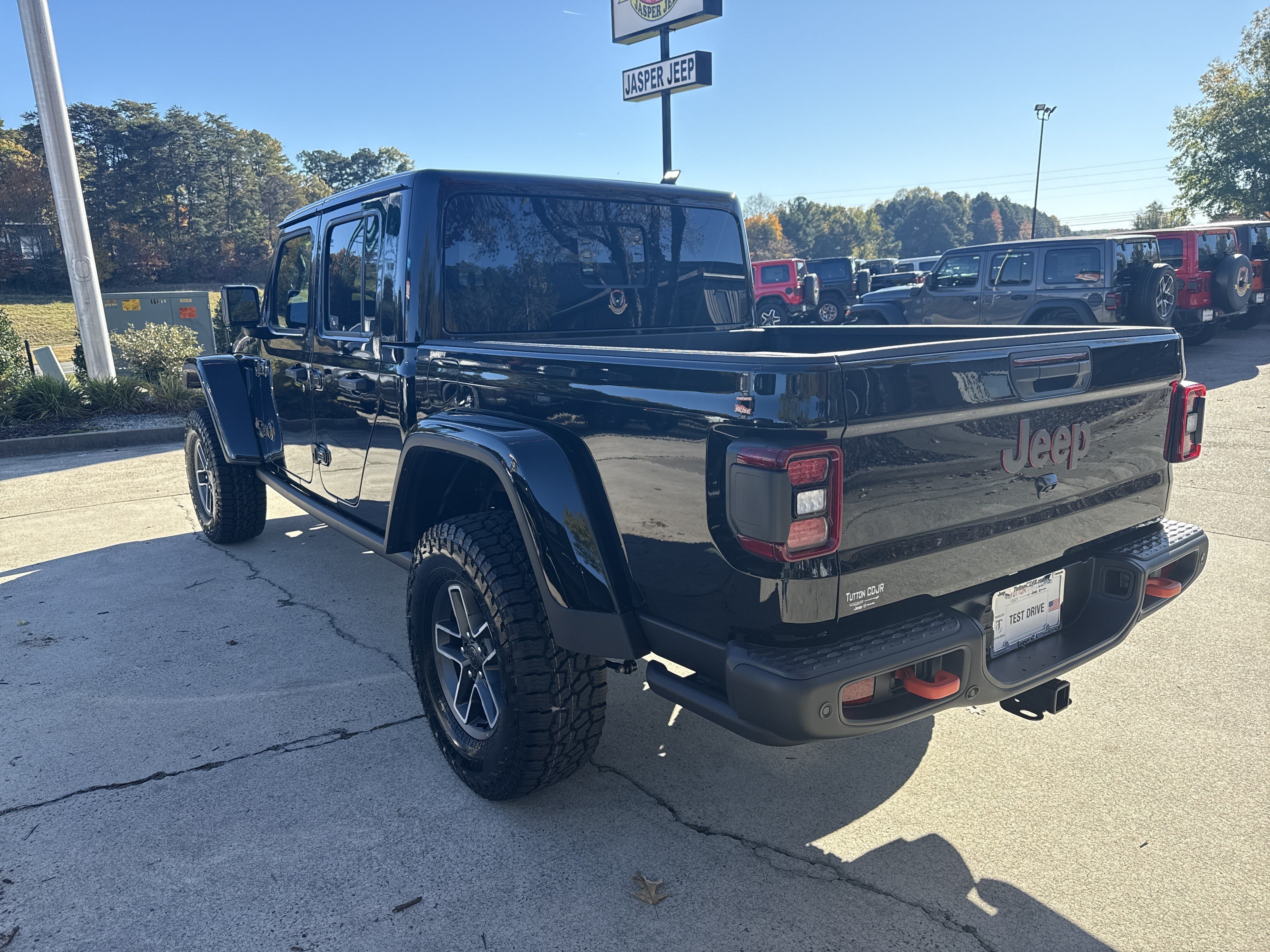 New 2026 Jeep Gladiator Mojave AWD/4WD image 5