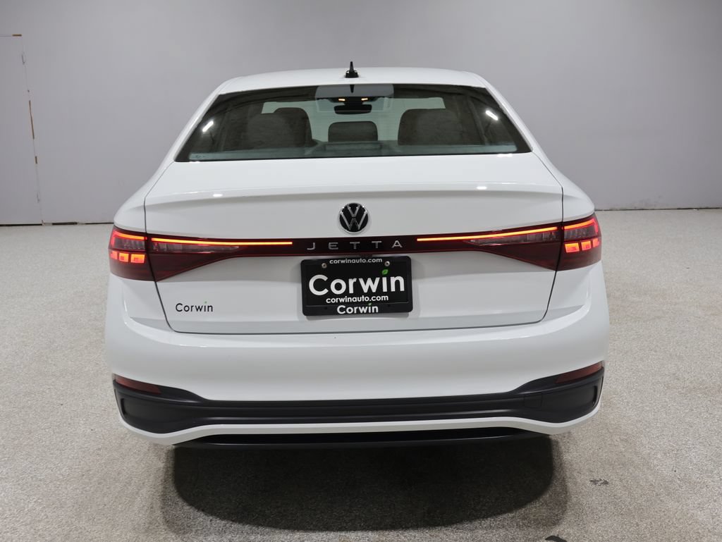 Used 2025 Volkswagen Jetta Sport FWD image 3