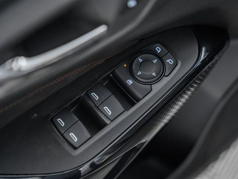 New 2026 Chevrolet Trax RS w/ Driver Confidence Package image 37