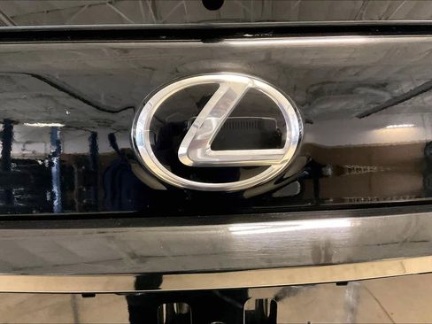 Used 2021 Lexus GX 460 Premium w/ Premium Package image 32