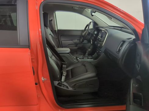 Used 2019 Chevrolet Colorado Z71 image 11