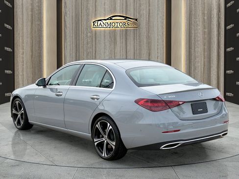 Used 2025 Mercedes-Benz C 300 Sedan image 5