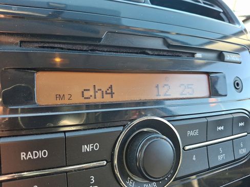 Used 2017 Mitsubishi Mirage ES image 17