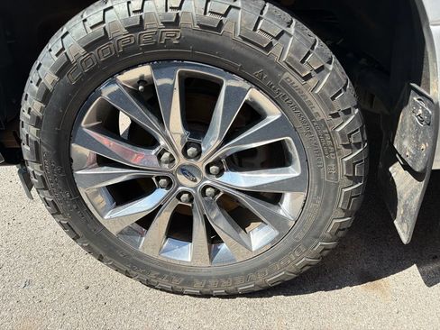 Used 2017 Ford F150 XLT w/ Equipment Group 302A Luxury AWD/4WD image 8