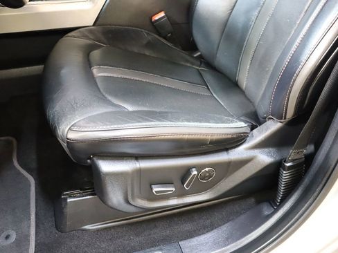 Used 2019 Ford F150 Platinum AWD/4WD image 39