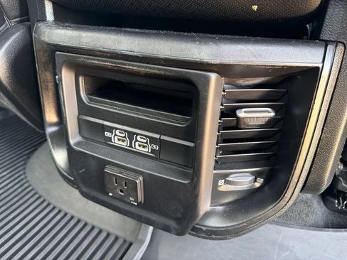 Used 2023 RAM 1500 Laramie AWD/4WD image 20