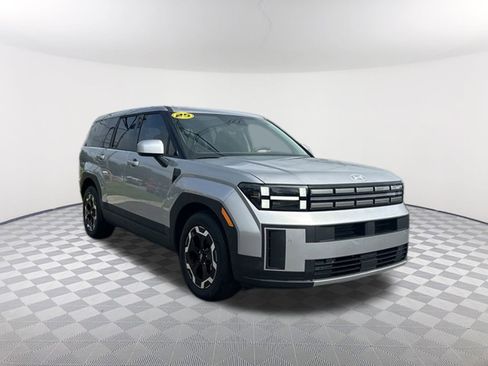 Used 2025 Hyundai Santa Fe SE image 4