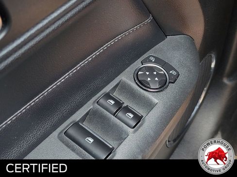 Used 2022 Ford Mustang Premium RWD image 27