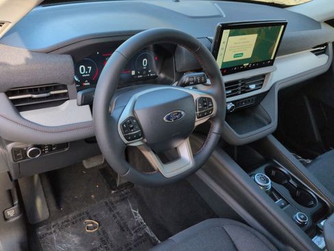 New 2026 Ford Explorer Active image 10