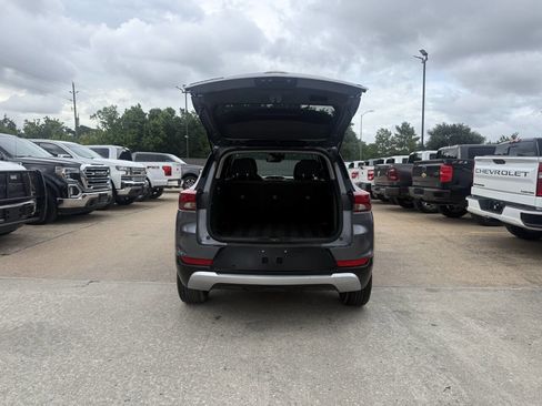 Used 2021 Chevrolet TrailBlazer LT w/ Convenience Package FWD image 36