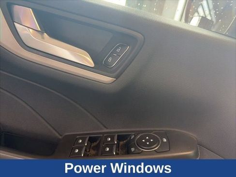 Used 2021 Ford Escape SE w/ Convenience Package image 21