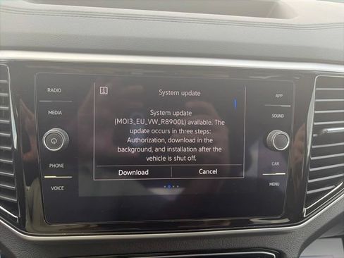 Used 2022 Volkswagen Atlas Cross Sport SE w/ Panoramic Sunroof Package FWD image 22