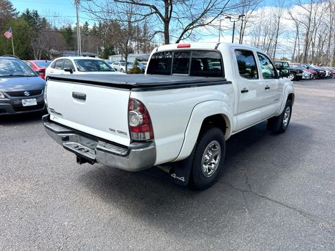 Used 2013 Toyota Tacoma 4x4 Double Cab w/ SR5 Pkg image 5