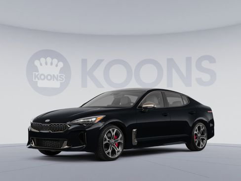 Used 2018 Kia Stinger GT2 image 1