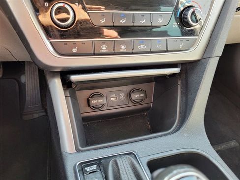 Used 2016 Hyundai Sonata Sport w/ Option Group 1V image 26