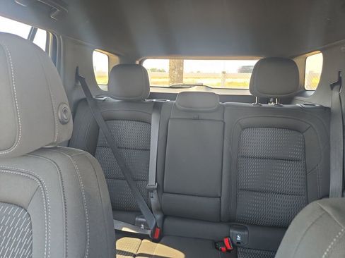 Used 2025 Chevrolet Equinox LT image 28