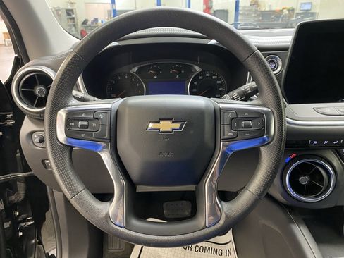 Used 2023 Chevrolet Blazer LT image 29