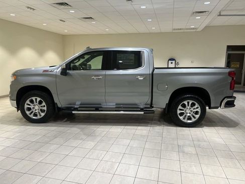 New 2026 Chevrolet Silverado 1500 LT w/ Z71 Off-Road Package AWD/4WD image 2