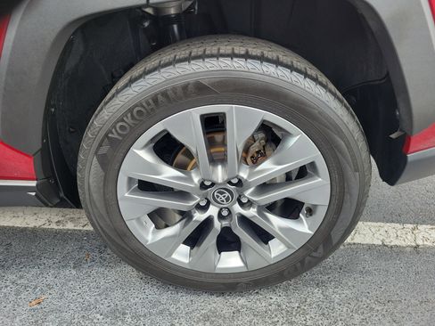 Used 2023 Toyota RAV4 Limited FWD image 29