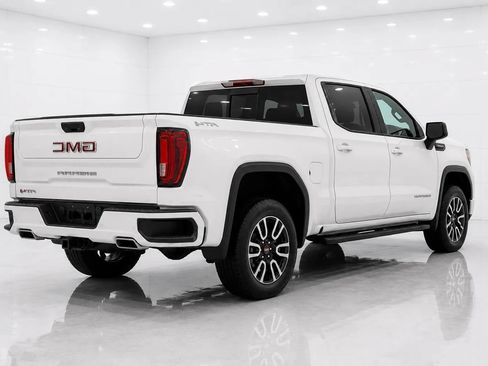 Used 2020 GMC Sierra 1500 AT4 w/ AT4 Premium Package AWD/4WD image 5