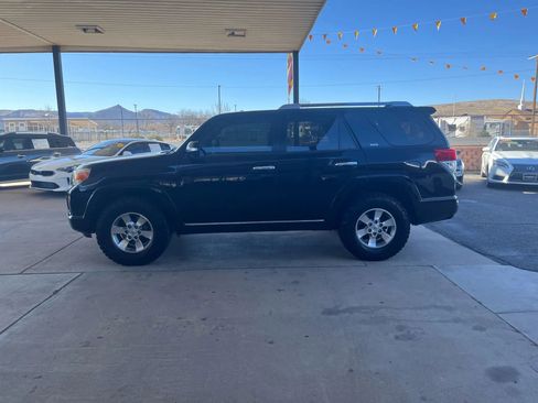 Used 2013 Toyota 4Runner Limited image 2
