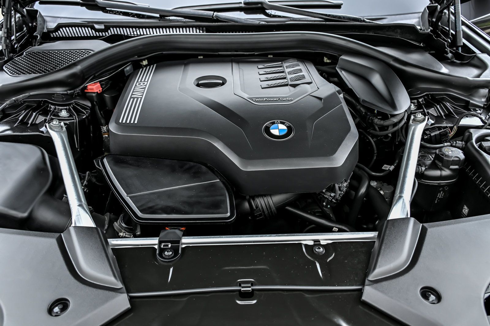 Used 2023 BMW 530i xDrive w/ M Sport Package AWD/4WD image 15