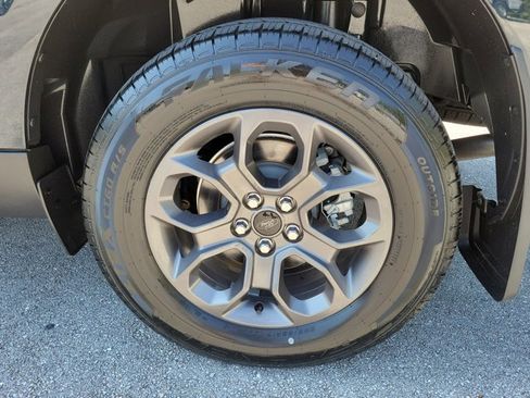 Certified 2022 Ford Maverick XLT w/ Equipment Group 300A Standard AWD/4WD image 6