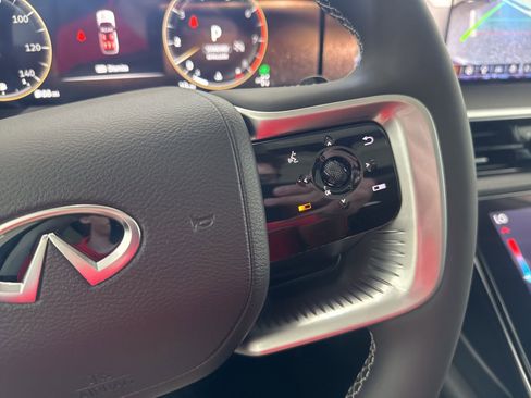 New 2026 INFINITI QX80 Luxe w/ Cargo Package image 17