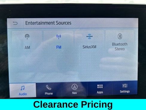 Used 2021 Ford Explorer XLT image 24