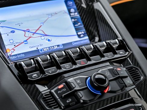 Used 2019 Lamborghini Aventador SVJ image 36