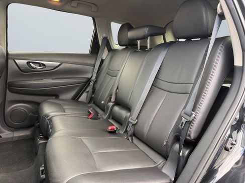 Used 2016 Nissan Rogue SL w/ SL Premium Package image 13